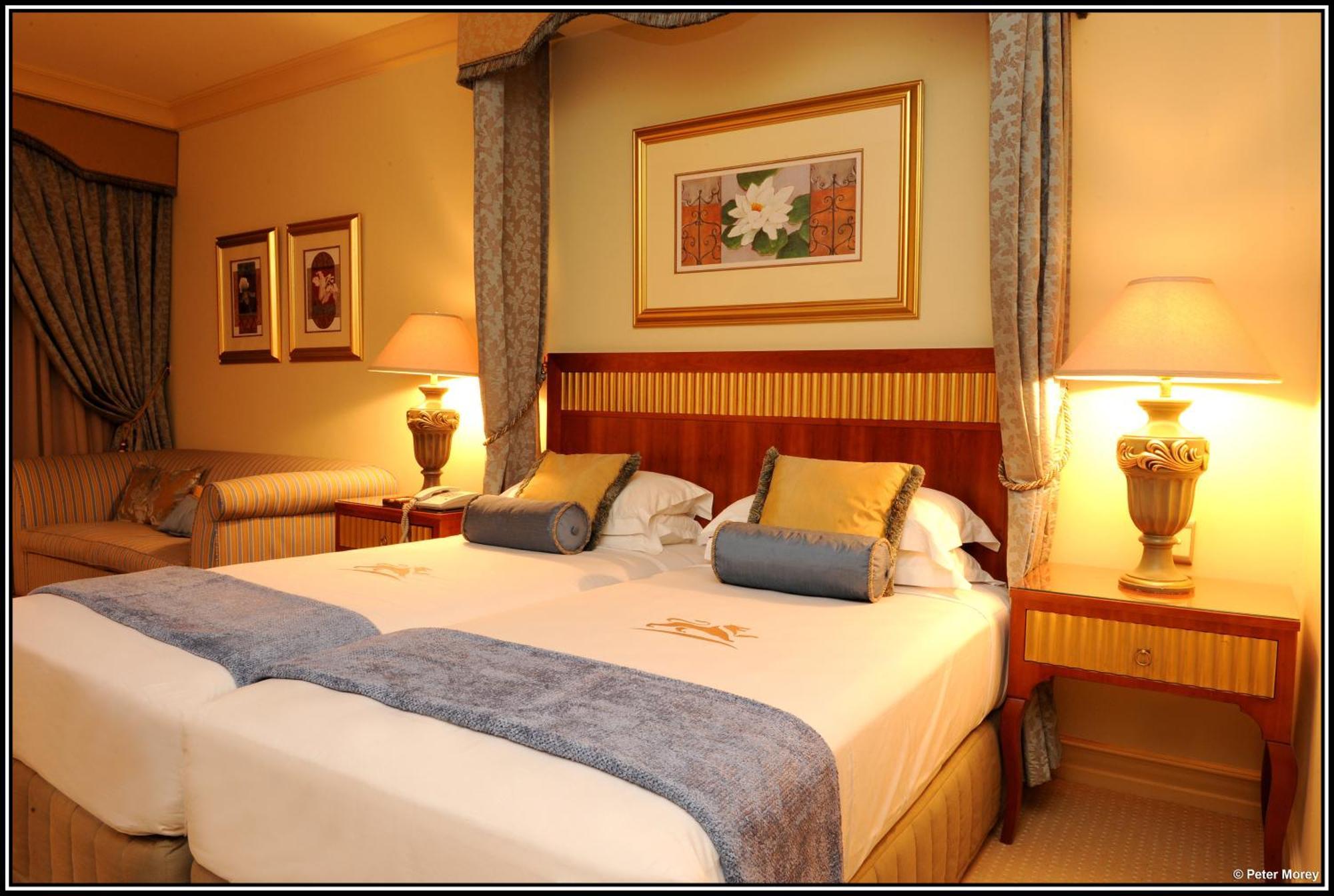 Peermont D'Oreale Grande At Emperors Palace Kempton Park Ngoại thất bức ảnh