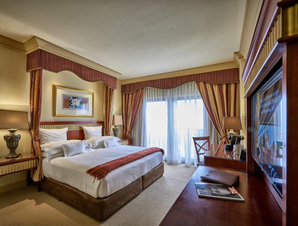 Peermont D'Oreale Grande At Emperors Palace Kempton Park Ngoại thất bức ảnh